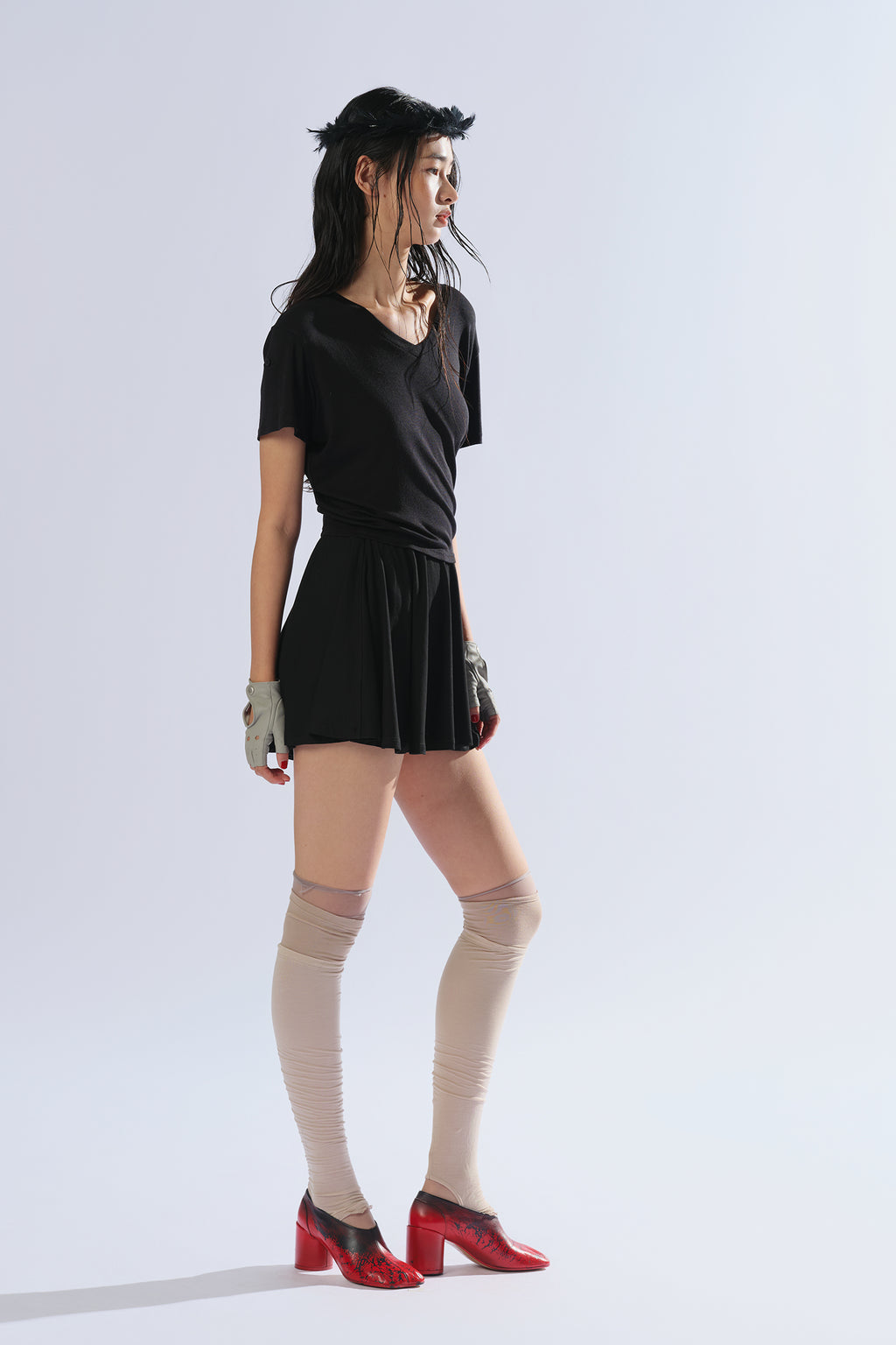 8ght 8ghts Warmth ‘Xu’ V-neck Short-sleeved Tee: Modal and Cashmere Women’s Top