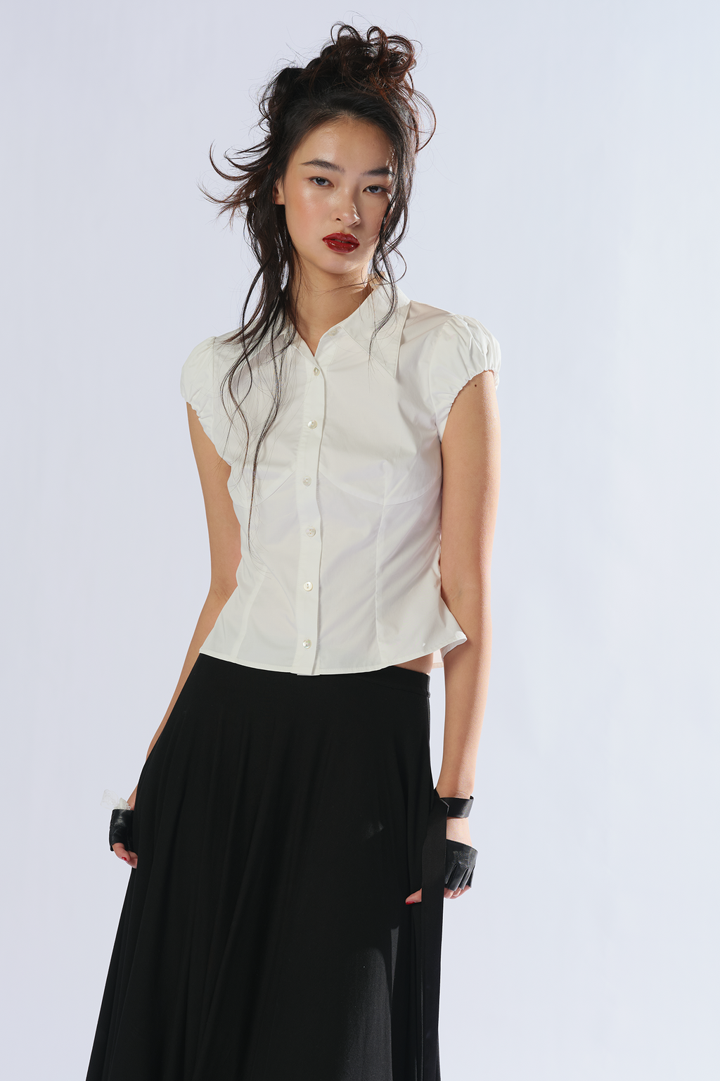 8ght 8ghts Sisyphus’Cloud ‘Sisyphus’ Cloud’ Short-sleeved V-neck shirt with puff sleeves