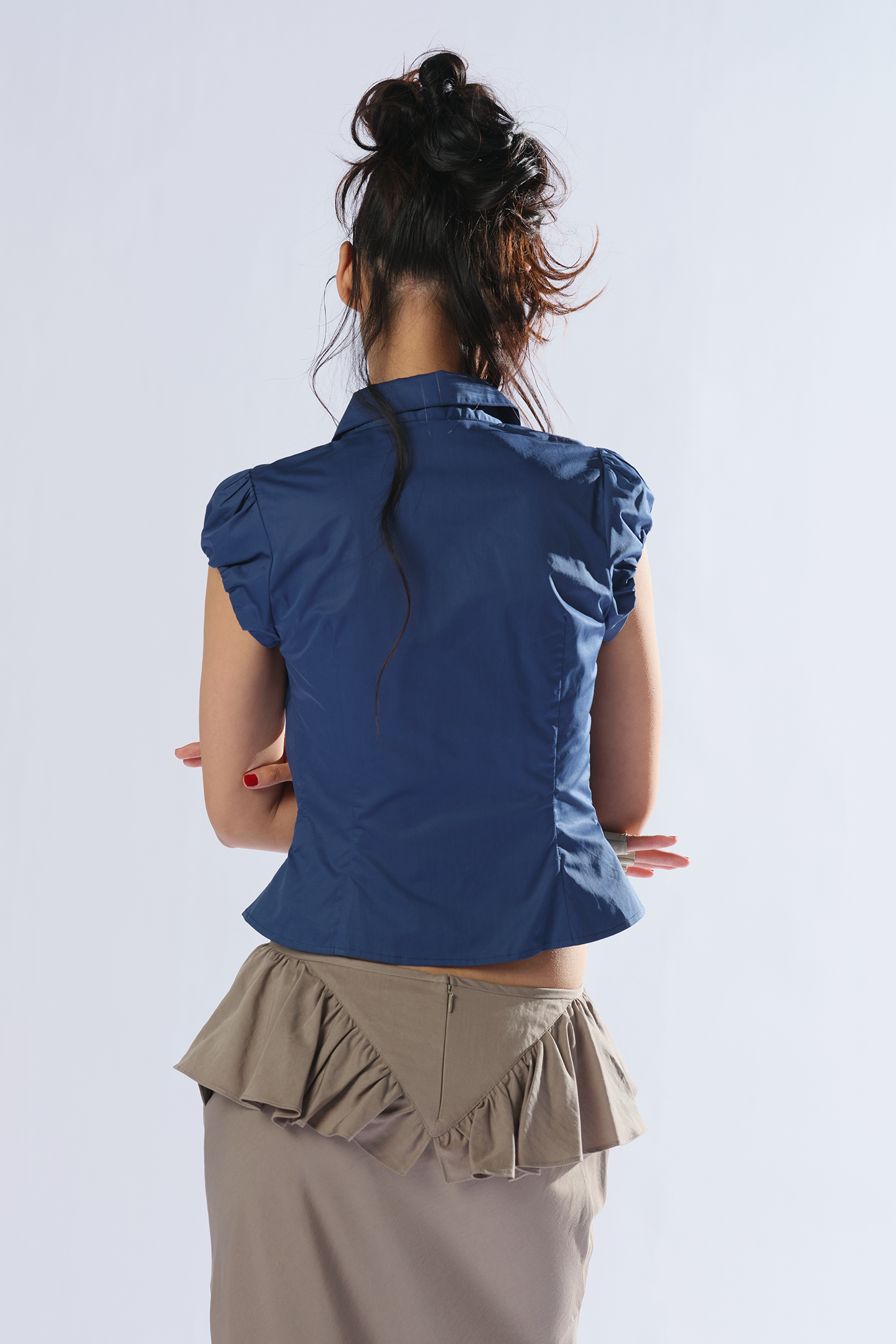 8ght 8ghts Sisyphus’Cloud ‘Sisyphus’ Cloud’ Short-sleeved V-neck shirt with puff sleeves